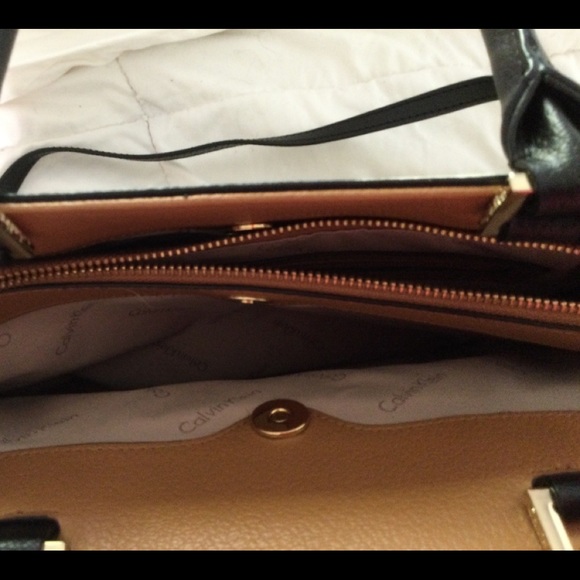 Handbag - Picture 5 of 8